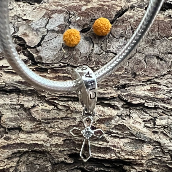 Authentic Chamilia Charm Jeweled Cross Dangle Religious Bead Clear Zirconia - Picture 2 of 7